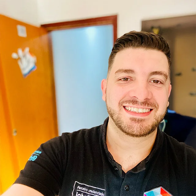 autor alvaro